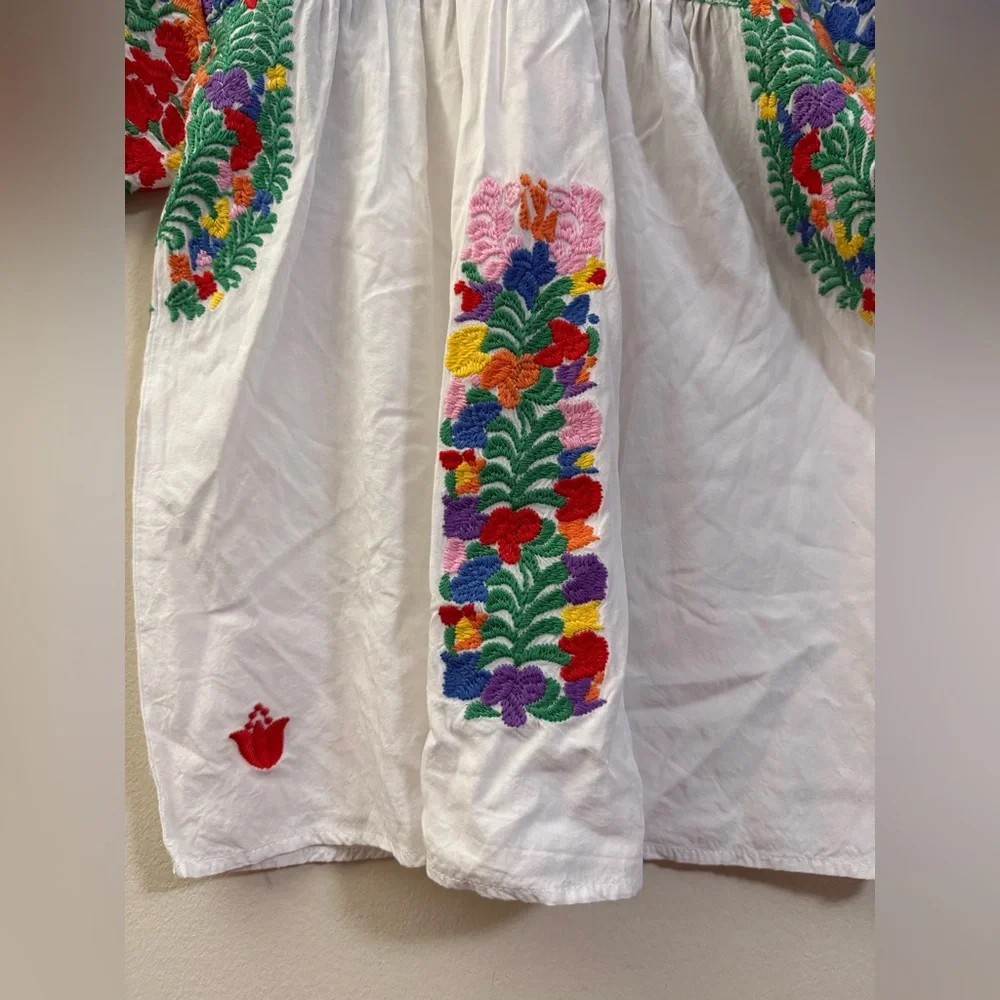 J. Marie Carmen Colorful Embroidered Floral 100% Rayon Boho Cottagecore Top - S - Picture 7 of 11